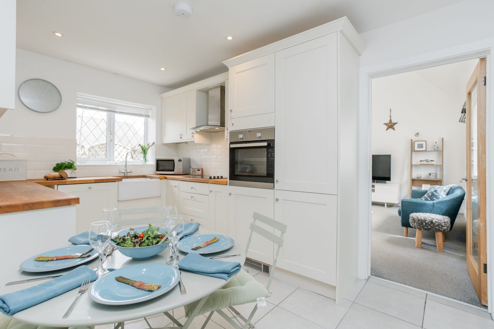 Ridgeview Cottage image