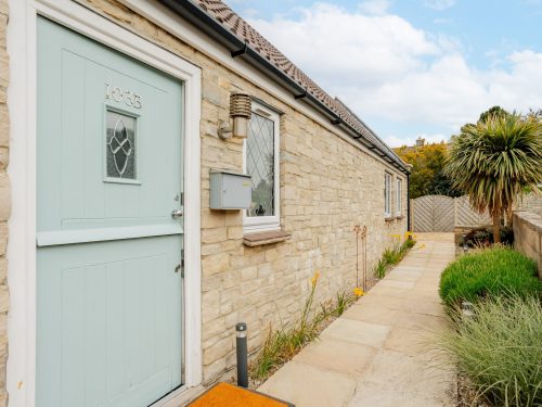 Ridgeview Cottage image