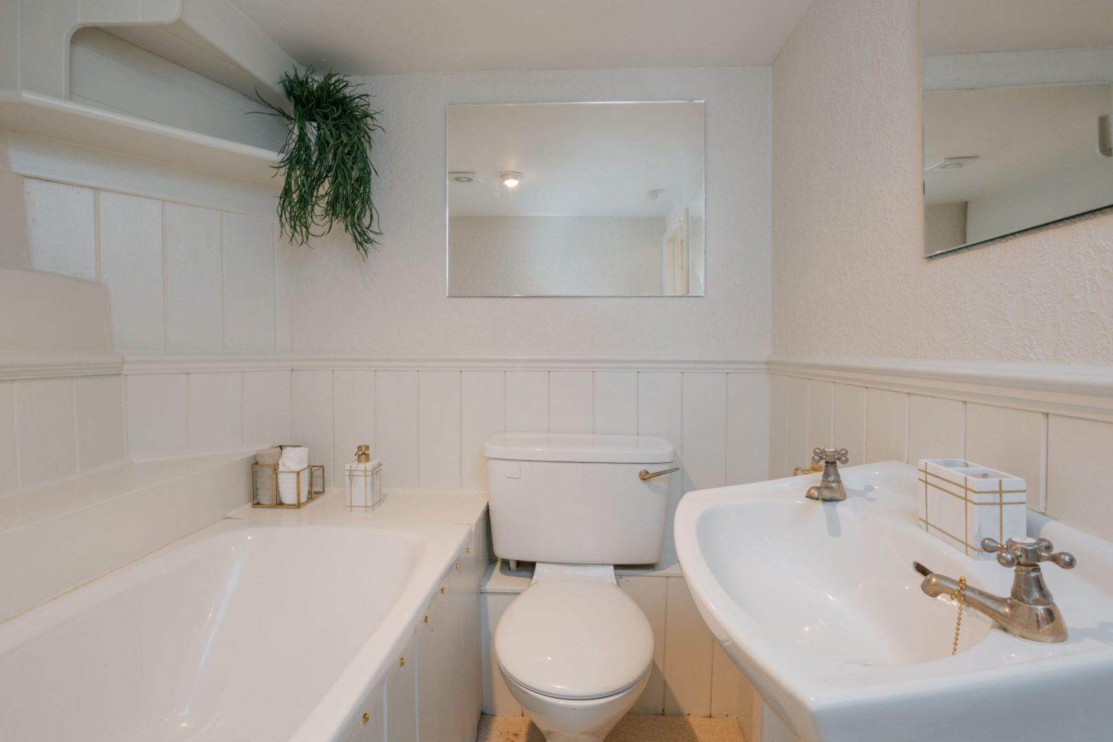 Castle View House image