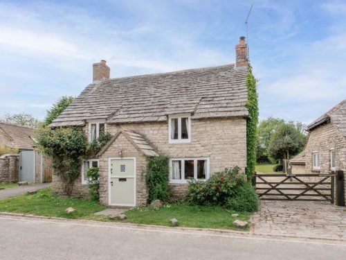 Castle View House image