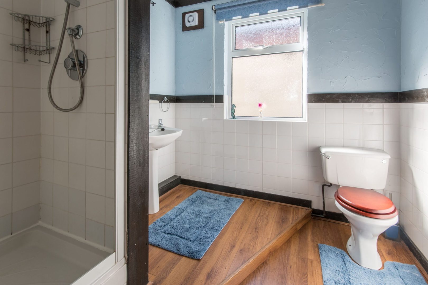 ground floor shower room and wc in large accommodation in swanage