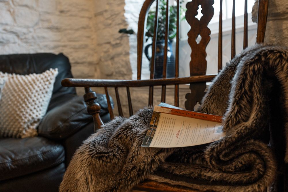 Old Stone House image