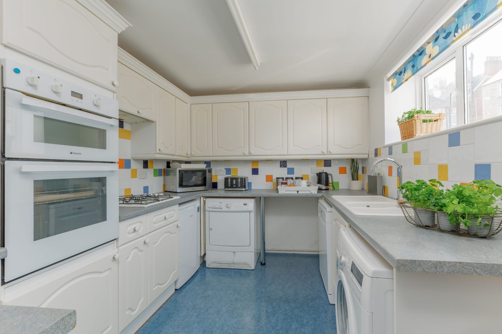 Compass Cottage image