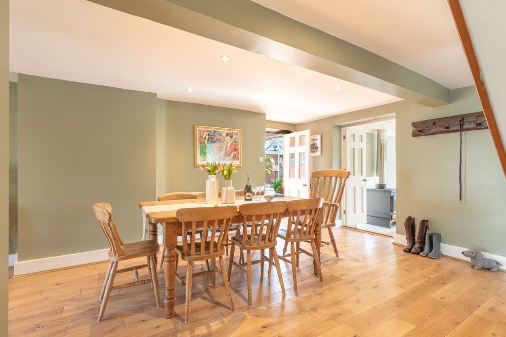 Bucknowle Lodge image