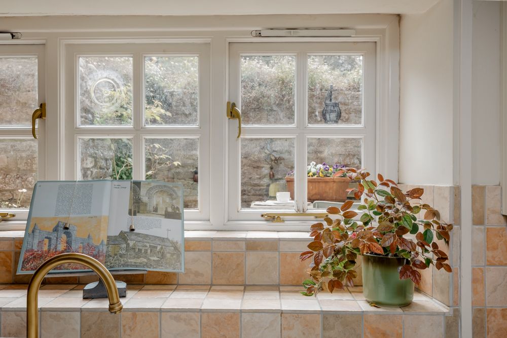 Cricket Cottage image