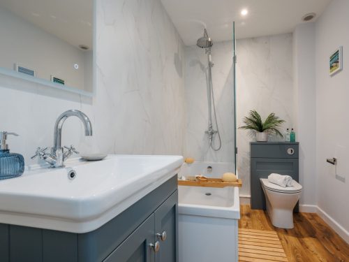 Sandy Shores Apartment image