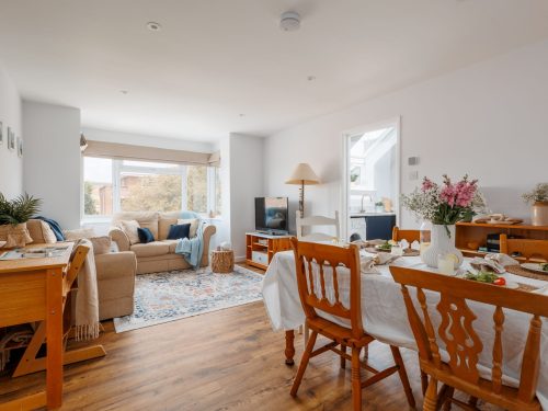 Sandy Shores Apartment image