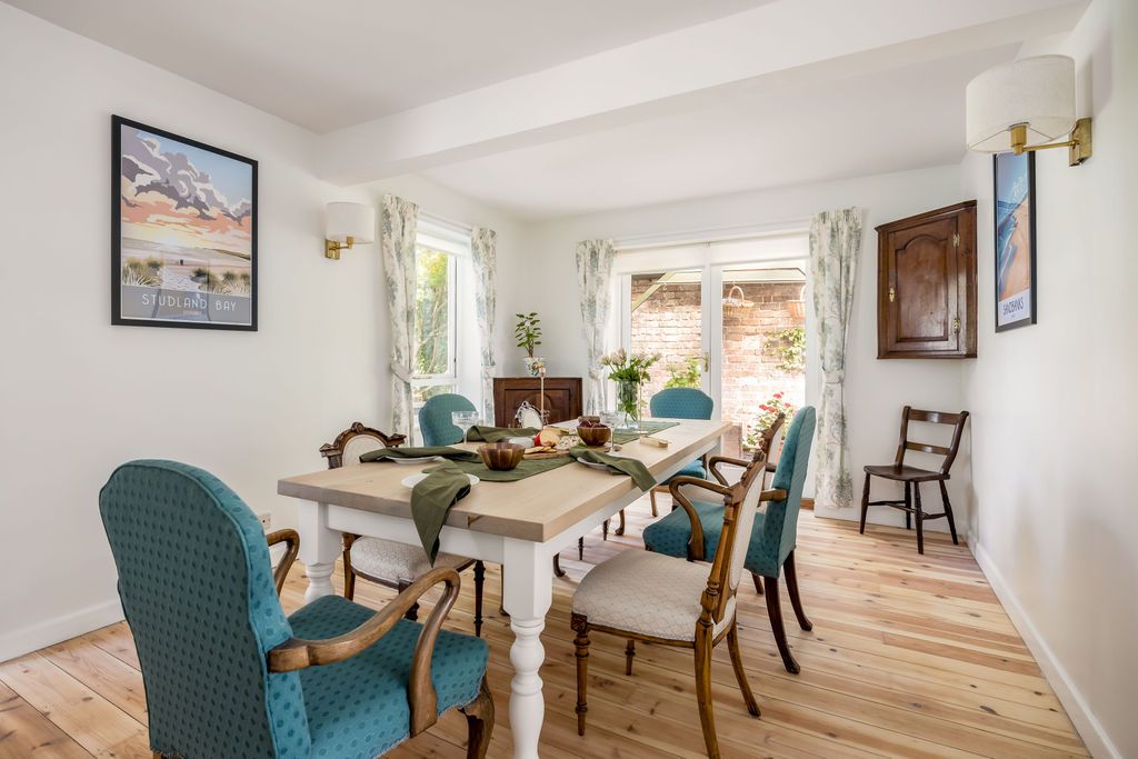 Old Orchard House image