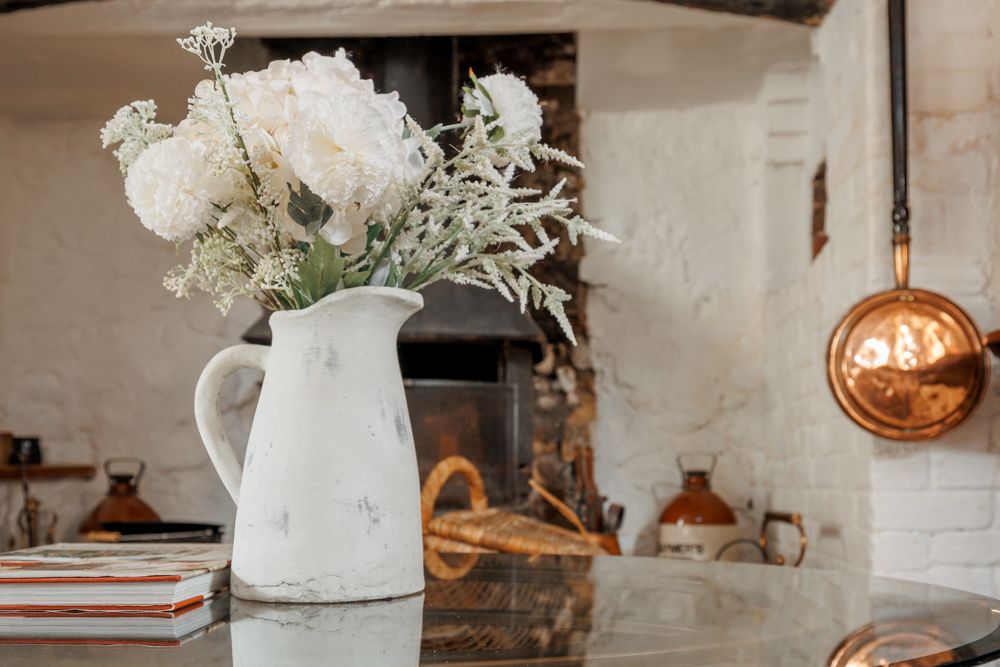 flowers in a pretty cottage