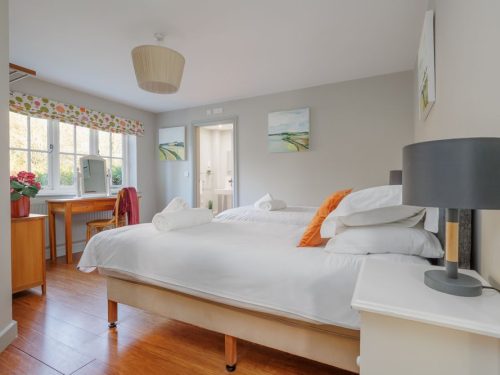 Snowdrop Cottage image