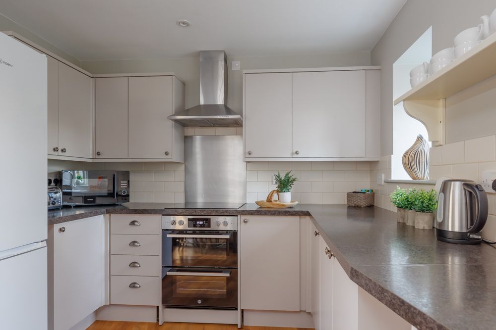 Snowdrop Cottage image