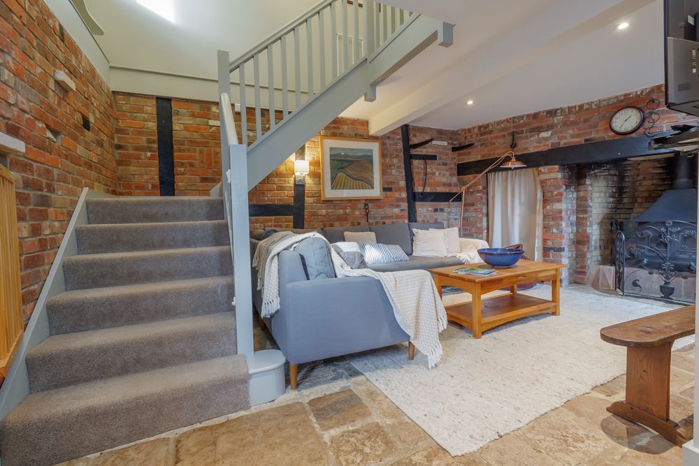 Foxglove Cottage image