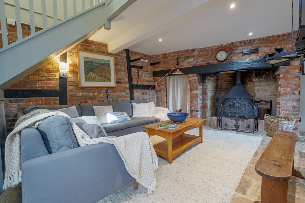 Foxglove Cottage image