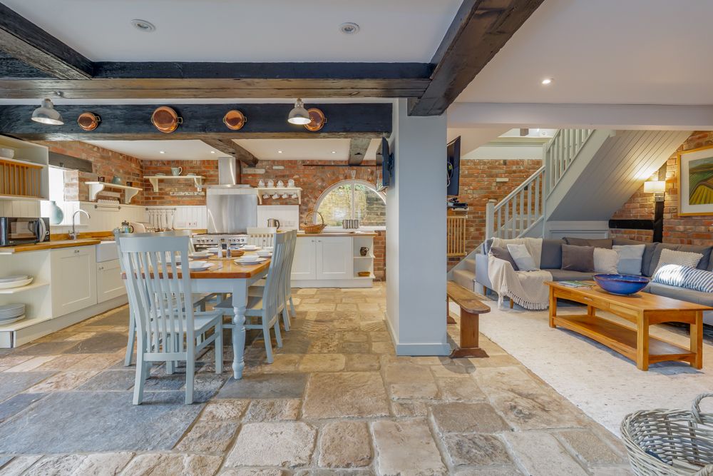 Foxglove Cottage image