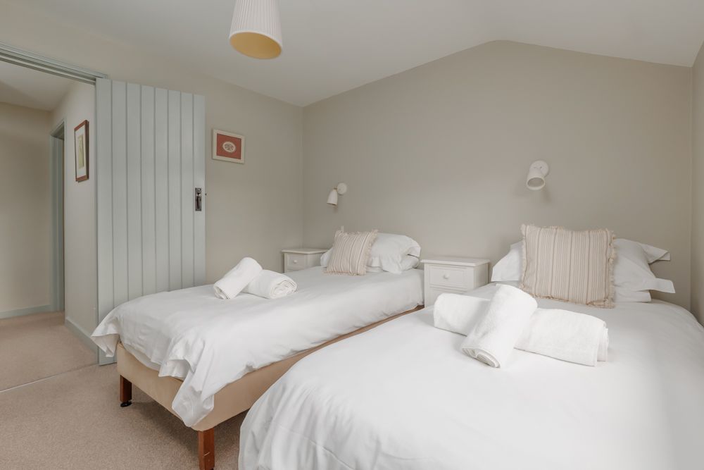 Wisteria Cottage image