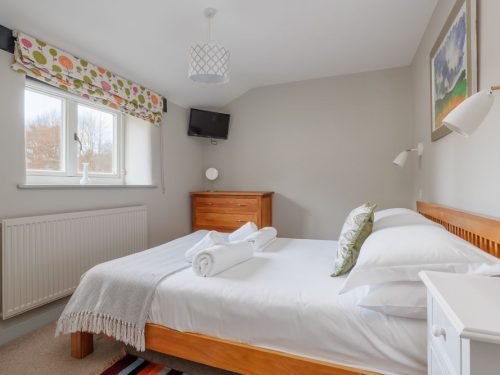 Wisteria Cottage image