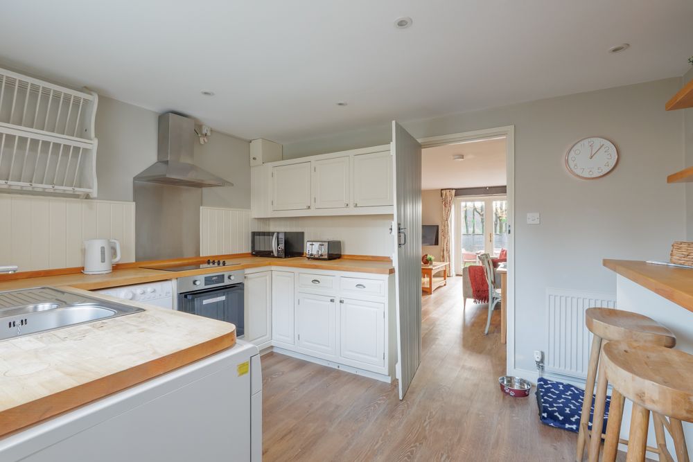 Sweet Pea Cottage image