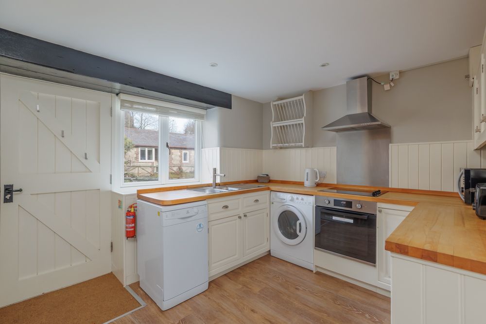 Sweet Pea Cottage image