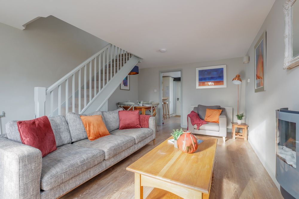 Sweet Pea Cottage image