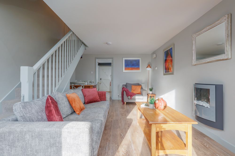 Sweet Pea Cottage image