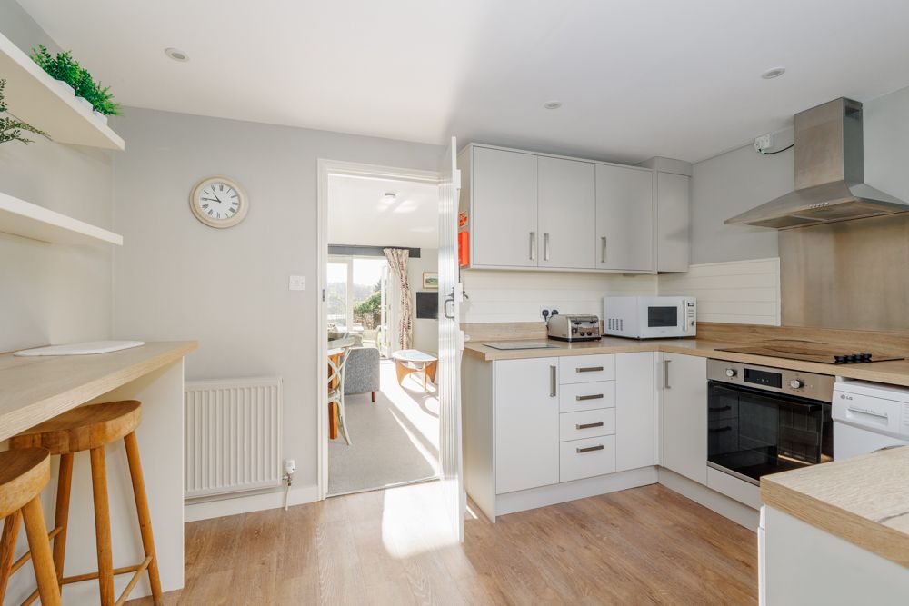 Jasmine Cottage image