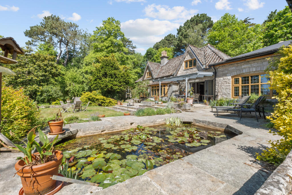 e70a609e9f6f83bf3207140124a0fde9